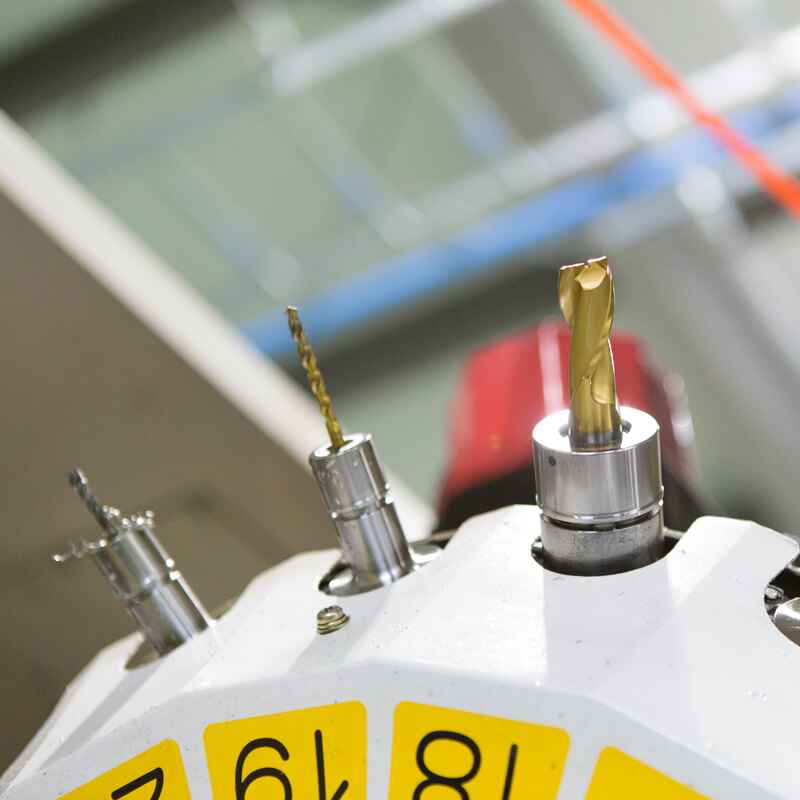 Metal cutting